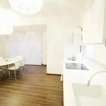 Space Loft Wohndesign Mit 2 Schlafzimmern L 450M Bis Uni * Duisburg