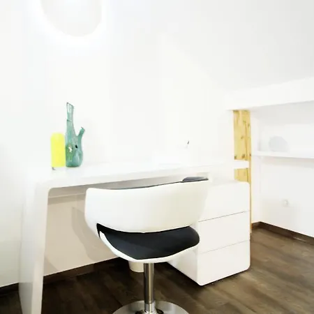 Secret Hideaways Space Loft Wohndesign Auf 2 Etagen L 450m Bis Uni Apartamento *