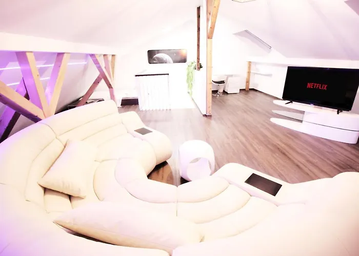 דירה Space Loft Wohndesign Mit 2 Schlafzimmern L 450m Bis Uni